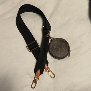Louis Vuitton Bandouliere adjustable strap